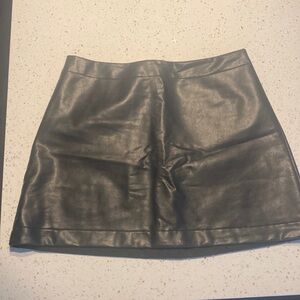 Gap size 12 black pleather skirt.